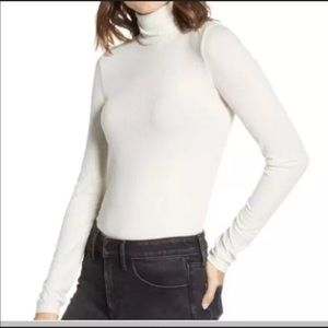 Madewell Ribbed turtleneck top AE028